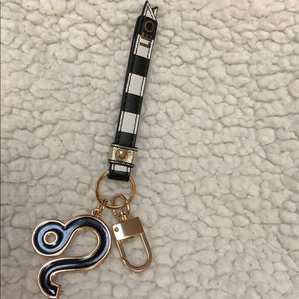 Leo Keychain